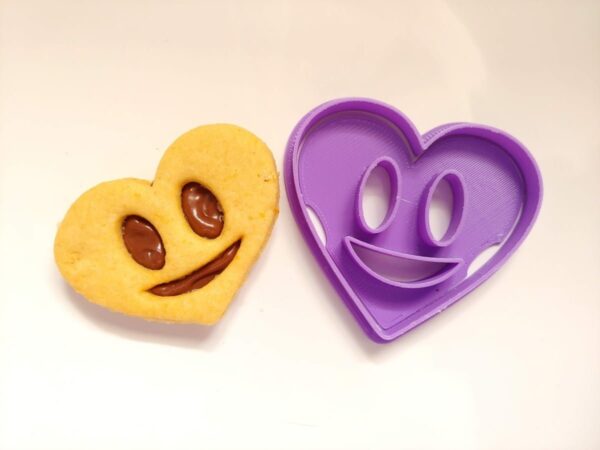 Biscotti ripieni cuore smile