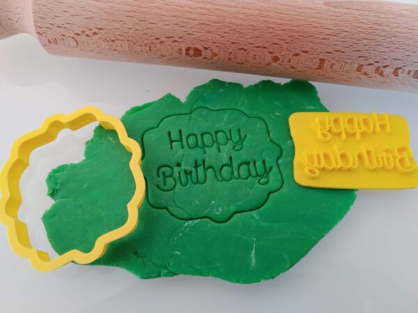 Biscotti per compleanno formine tagliapasta coppapasta Happy Birthday